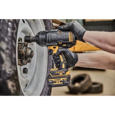 6. Impact Wrench 1/2" 18V 2*5.0Ah DCF900P2G DEWALT