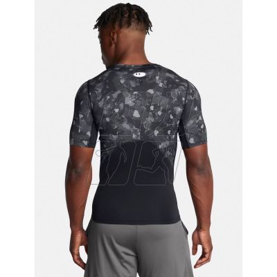 4. Under Armour T-shirt M 1386937-001