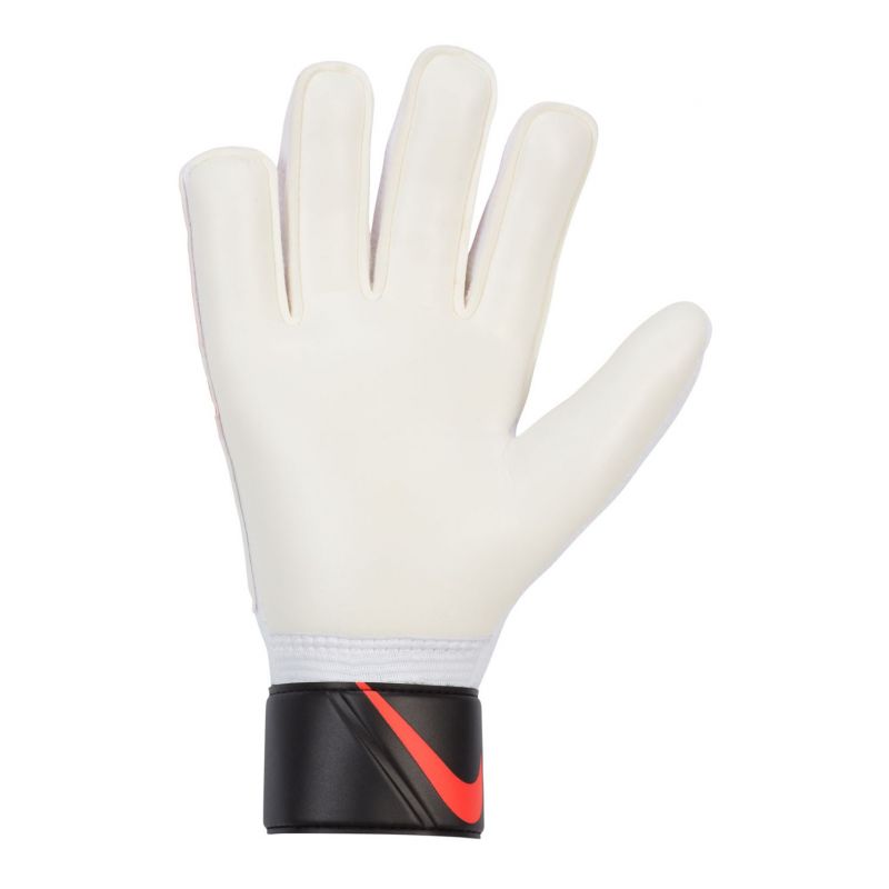 2. Nike Goalkeeper Match Gloves CQ7799-637