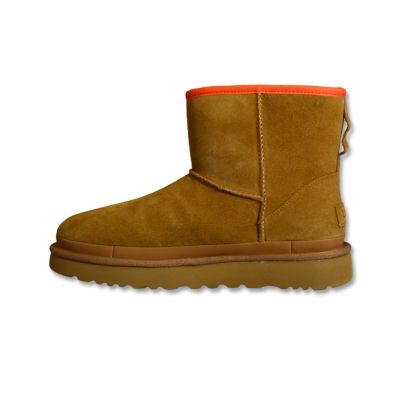 2. Women's UGG W Classic Mini Zipper Tape Logo Chestnut Snow Boots - 1144034-CHE