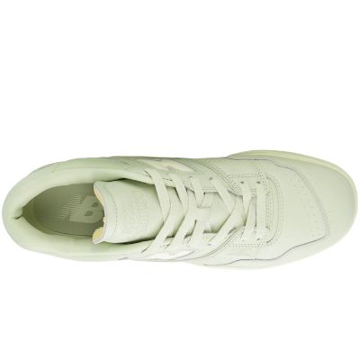 9. New Balance unisex BB550MCC shoes