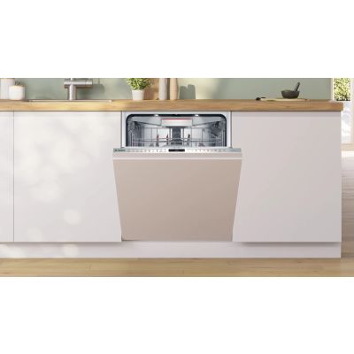 4. BOSCH SMV8YCX02E Built-in Dishwasher
