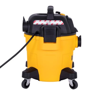 3. Wet/Dry Vacuum Cleaner 20L with Electric Socket AT-DXV20PTA
