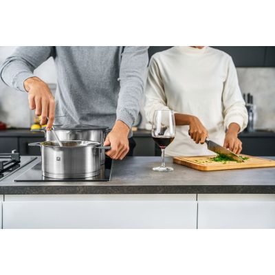 11. 5-Piece ZWILLING Simplify Cookware Set 66870-005-0
