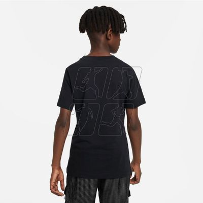 3. Nike Sportswear Jr DX9512-010 T-shirt