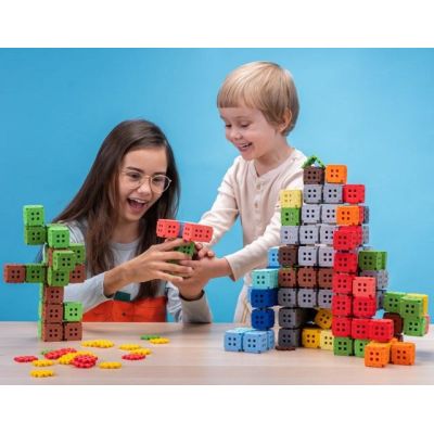 7. Marioinex Mini Waffle building blocks, 142 pieces