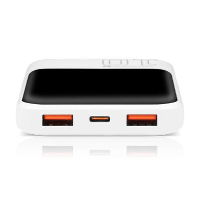 3. EVERACTIVE POWERBANK 10,000mAh, 2x USB, 1x USB-C 22.5W, QC4+, LCD, WHITE EB-10Q