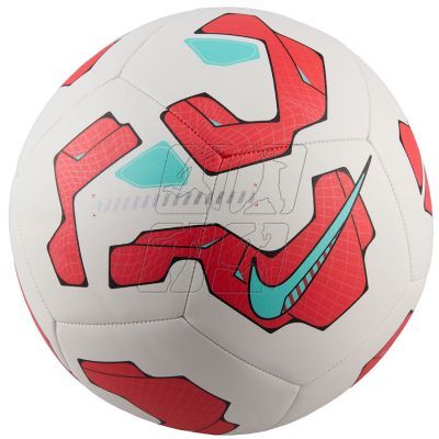 2. Nike Pitch Ball FZ2636-104