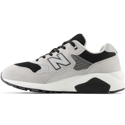9. New Balance M MT580CB2 shoes