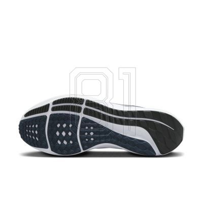 12. Nike Pegasus 40 M DV3853-400 shoes