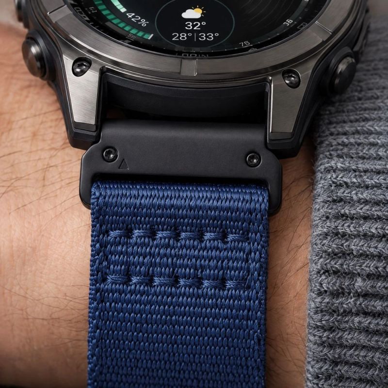 7. Tech-Protect Nylon Classic Strap for Garmin Fenix ​​5X / 5X Plus / 6X / 6X Pro / 7X / 8 / 8 Pro / 9 / 9 Pro (51 mm) - Navy Blue