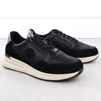 3. Women's black leather shoes Filippo DP7106/25