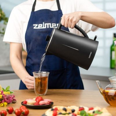 7. Kettle 1.7L 1500W ZCK8020 Zelmer