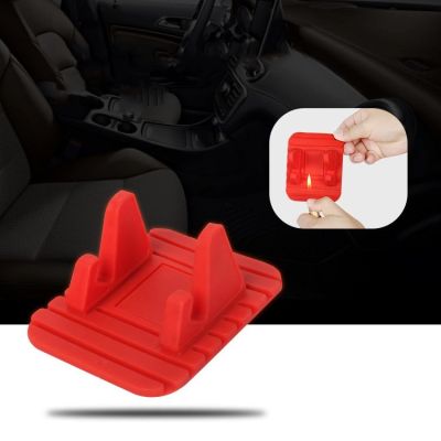 8. Universal car holder silicone phone stand nano pad black