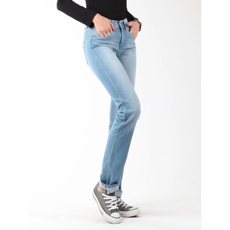 5. Wrangler Caitlin Blue Baloo jeans W24CH145X