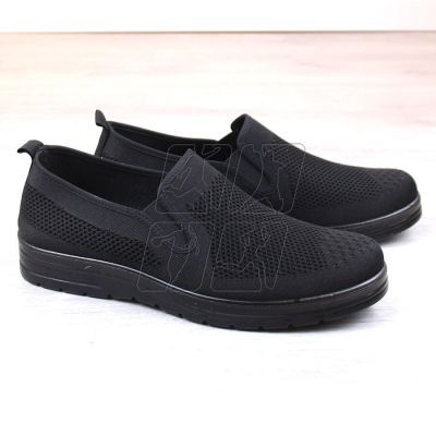 3. Shoes News M 1022 black