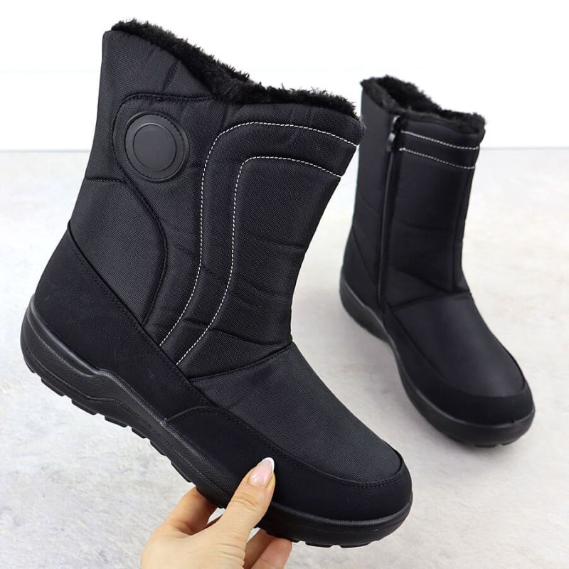 5. Women's flat insulated snow boots, black, Potocki SU33310