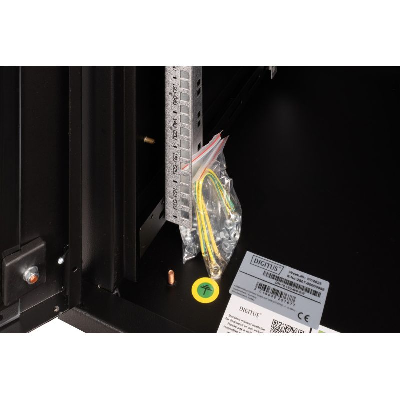 47. Unique 19" 16U wall-mounted network cabinet, 600x600, glass door, black, undivided, assembled, 100kg