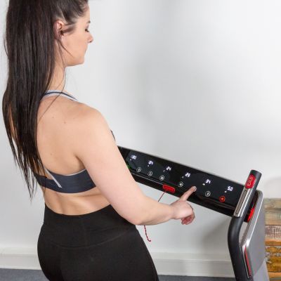 12. FLOW FITNESS ELECTRIC TREADMILL RUNNER DTM400i