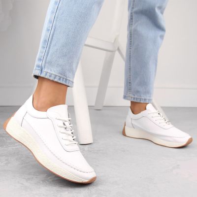 10. Sergio Leone W SP013 SK432D sports shoes