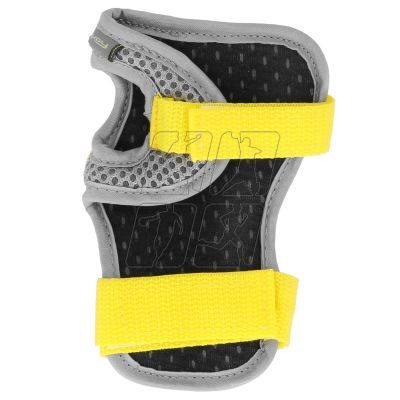 7. Spokey Shield Jr Protector Set 9506999000