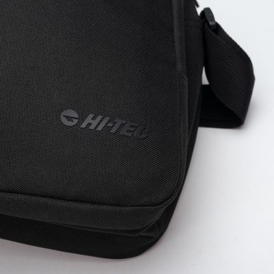 7. Hi-Tec Strict bag M 92800648374