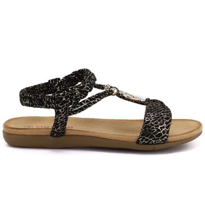 2. Women's slip-on sandals black Artiker 58C0629