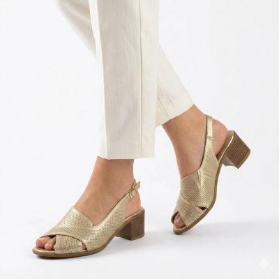 13. Comfortable gold women's sandals with a block heel M.Daszyński SA262-3