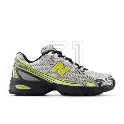 7. New Balance U740FR2 sports shoes