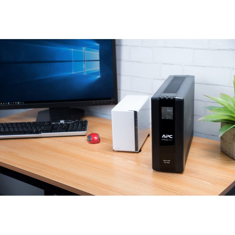 4. BACK UPS PRO BR 900VA 6 OUTLETS/AVR LCD INTERFACE BACK UPS PRO B