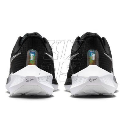 5. Running shoes Nike Air Zoom Pegasus 39 Premium W DR9619 001