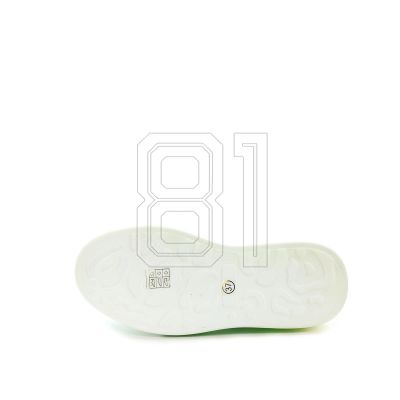 6. Goe W shoes NN2N4029