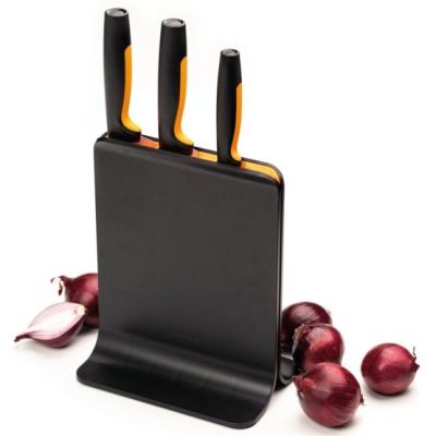 3. Fiskars Functional Form 4-piece Knife Block with Holes