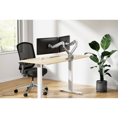 18. Neomounts DS70-250SL2 monitor mount/stand for 81.3 cm (32") monitors, desk, silver