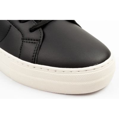 4. GAP men's sports shoes Portland black fashion sneakers