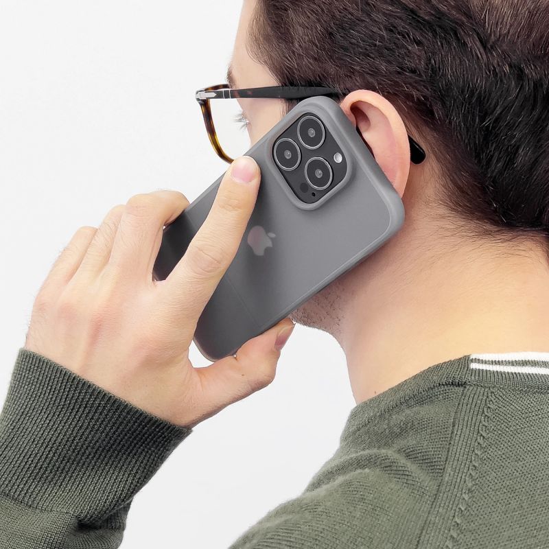 13. Kingxbar Plain Series case cover for iPhone 13 Pro silicone cover pink