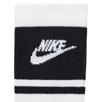 4. Nike Everyday Elevated Crew Socks 3 Pairs White and Black IM7949 901