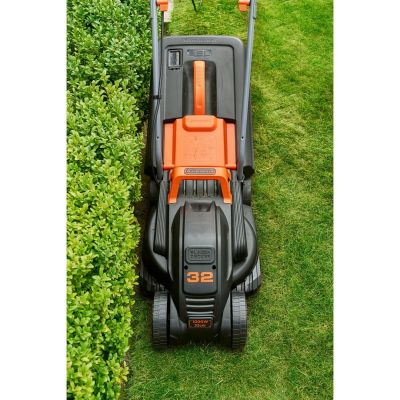 8. Black & Decker BEMW351-QS Lawn Mower Standard Lawn Mower Black, Orange