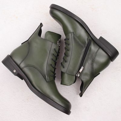 2. Women's lace-up and zippered green ankle boots Potocki SZ12179