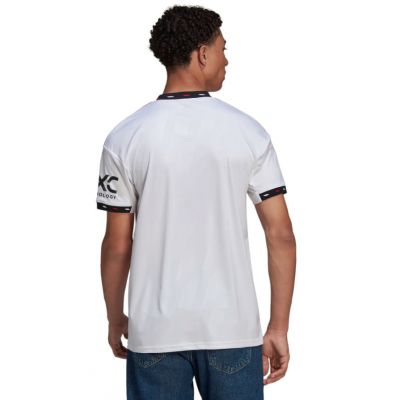 2. Adidas Manchester United Away T-shirt M H13880