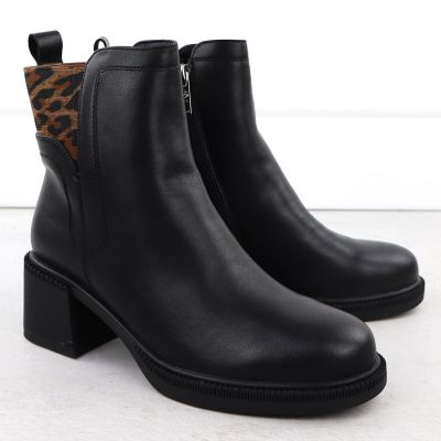 3. Black leather ankle boots with a block heel, Vinceza 26-66855