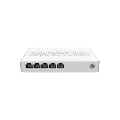 6. Tenda SM105 Switch