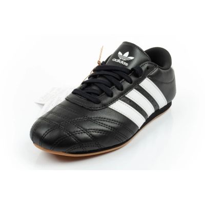 3. Adidas women's sports shoes Taekwondo Lace black fashionable leather