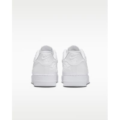 6. NIKE WMNS AIR FORCE 1 '07 SE (HF2016-100) Women's Shoes