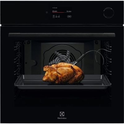 3. ELECTROLUX LOC9P3XZ Oven