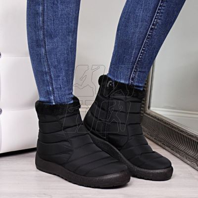 4. Waterproof snow boots with a zipper NEWS W EVE181A black