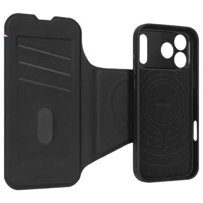6. Decoded Textured Silicone Detachable Wallet – protective case for iPhone 17 Pro, compatible with MagSafe (Phantom Black)