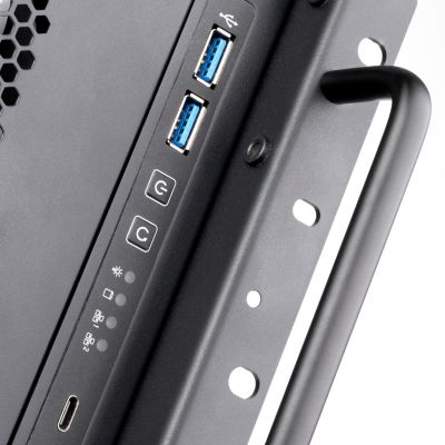 8. Silverstone RM61-312 Rack Black