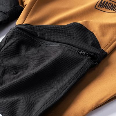 11. Magnum Revolution M Trousers