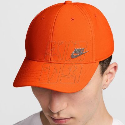 Nike Club Structured Metal Logo Cap FB5371-819